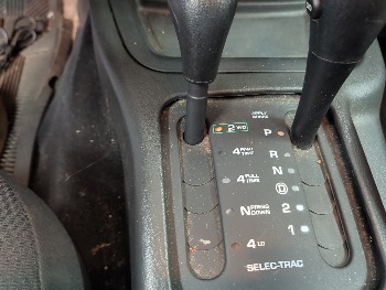 2003 jeep grand-cherokee laredo-4wd with 126243 miles for sale near elk-river, minnesota 106393_38_4x4_switch.jpg