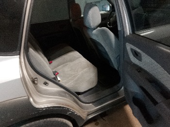 2005 hyundai tucson gls-2.7-4wd with 199158 miles for sale near elk-river, minnesota 106395_28_pass_rear_seat.jpg