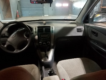 2005 hyundai tucson gls-2.7-4wd with 199158 miles for sale near elk-river, minnesota 106395_34_whole_dash.jpg