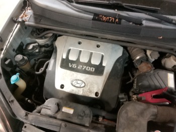 2005 hyundai tucson gls-2.7-4wd with 199158 miles for sale near elk-river, minnesota 106395_49_engine_bay.jpg