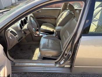 2006 nissan maxima se with 134407 miles for sale near elk-river, minnesota 106396_22_driver_seat.jpg