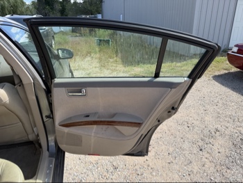 2006 nissan maxima se with 134407 miles for sale near elk-river, minnesota 106396_30_pass_rear_door_panel.jpg