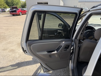 2004 jeep grand-cherokee laredo-2wd with 138807 miles for sale near elk-river, minnesota 106397_24_drv_rear_seat.jpg