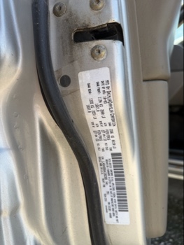 2004 jeep grand-cherokee laredo-2wd with 138807 miles for sale near elk-river, minnesota 106397_47_door_vin_sticker.jpg