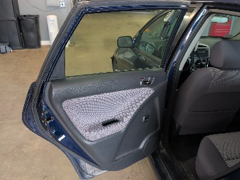 2005 toyota matrix xr-2wd with 144833 miles for sale near elk-river, minnesota 106398_25_drv_rear_door_panel.jpg