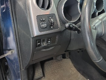 2005 toyota matrix xr-2wd with 144833 miles for sale near elk-river, minnesota 106398_37_left_of_steering_wheel.jpg