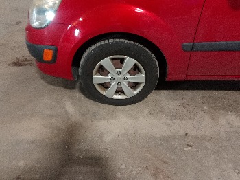 2008 kia rio base with 152254 miles for sale near elk-river, minnesota 106400_12_drv_front_wheel.jpg