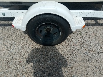 2002 chapparal 183 for sale near elk-river, minnesota 106401_13_rear_drv_wheel.jpg