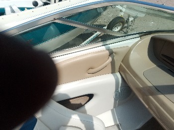 2002 chapparal 183 for sale near elk-river, minnesota 106401_32_passenger_door_panel.jpg