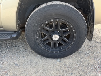 2005 toyota 4runner sport-edition-v6-4wd with 115448 miles for sale near elk-river, minnesota 106402_13_rear_drv_wheel.jpg