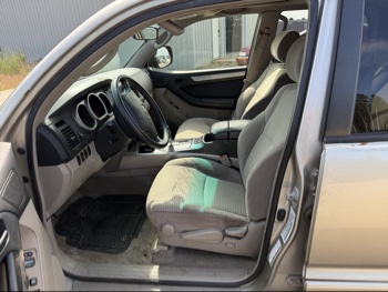 2005 toyota 4runner sport-edition-v6-4wd with 115448 miles for sale near elk-river, minnesota 106402_22_driver_seat.jpg