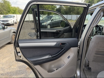 2005 toyota 4runner sport-edition-v6-4wd with 115448 miles for sale near elk-river, minnesota 106402_25_drv_rear_door_panel.jpg