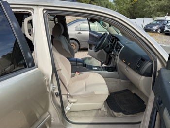 2005 toyota 4runner sport-edition-v6-4wd with 115448 miles for sale near elk-river, minnesota 106402_31_passenger_seat.jpg
