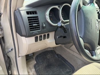 2005 toyota 4runner sport-edition-v6-4wd with 115448 miles for sale near elk-river, minnesota 106402_37_left_of_steering_wheel.jpg