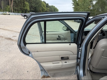 2007 ford crown-victoria lx with 175864 miles for sale near elk-river, minnesota 106403_25_drv_rear_door_panel.jpg