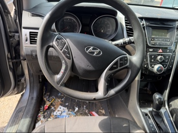 2014 hyundai elantra-gt a-t with 139751 miles for sale near elk-river, minnesota 106404_36_steering_wheel.jpg