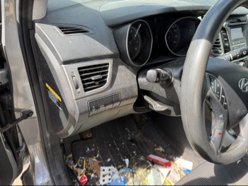 2014 hyundai elantra-gt a-t with 139751 miles for sale near elk-river, minnesota 106404_37_left_of_steering_wheel.jpg