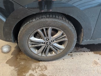 2014 hyundai tucson gls-awd with 194581 miles for sale near elk-river, minnesota 106405_12_drv_front_wheel.jpg
