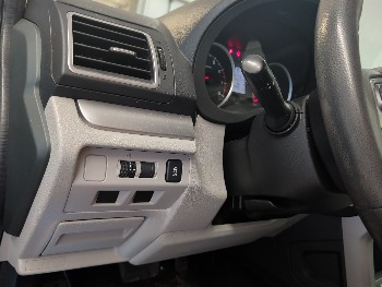 2017 subaru forester 2.5i-premium-pzev-cvt with 119029 miles for sale near elk-river, minnesota 106413_37_left_of_steering_wheel.jpg