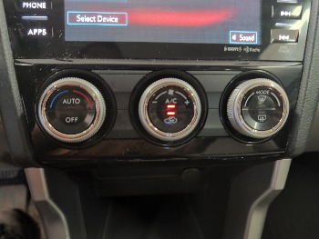 2017 subaru forester 2.5i-premium-pzev-cvt with 119029 miles for sale near elk-river, minnesota 106413_40_climate_control.jpg