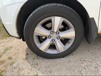 2011 acura mdx 6-spd-at-w-tech-package with 135189 miles for sale near elk-river, minnesota 106414_12_drv_front_wheel.jpg