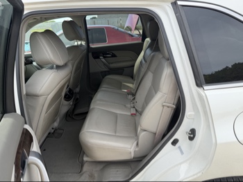 2011 acura mdx 6-spd-at-w-tech-package with 135189 miles for sale near elk-river, minnesota 106414_24_drv_rear_seat.jpg