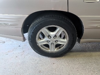 1997 pontiac bonneville se with 97947 miles for sale near elk-river, minnesota 106415_14_rear_pass_wheel.jpg