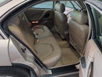 1997 pontiac bonneville se with 97947 miles for sale near elk-river, minnesota 106415_28_pass_rear_seat.jpg