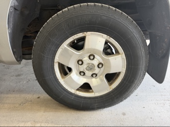 2007 toyota tundra with 155237 miles for sale near elk-river, minnesota 106421_13_rear_drv_wheel.jpg