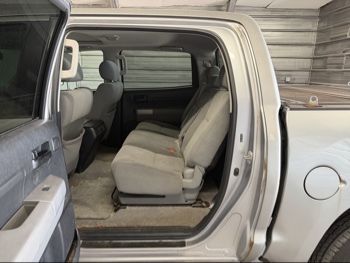 2007 toyota tundra with 155237 miles for sale near elk-river, minnesota 106421_24_drv_rear_seat.jpg