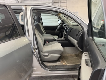 2007 toyota tundra with 155237 miles for sale near elk-river, minnesota 106421_31_passenger_seat.jpg