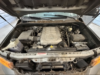 2007 toyota tundra with 155237 miles for sale near elk-river, minnesota 106421_49_engine_bay.jpg