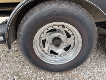 2000 sea-ray boat for sale near elk-river, minnesota 106422_13_rear_drv_wheel.jpg