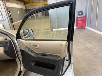 2002 toyota highlander with 215929 miles for sale near elk-river, minnesota 106423_32_passenger_door_panel.jpg