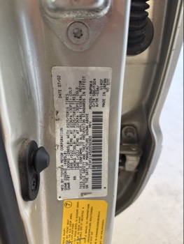 2002 toyota highlander with 215929 miles for sale near elk-river, minnesota 106423_47_door_vin_sticker.jpg