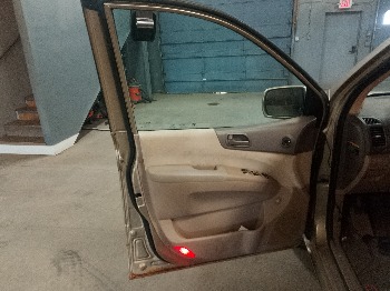 2008 kia sedona ex-lwb with 203148 miles for sale near elk-river, minnesota 106425_23_driver_door_panel.jpg