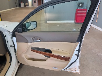 2010 honda accord ex-l-sedan-at with 248021 miles for sale near elk-river, minnesota 106426_32_passenger_door_panel.jpg