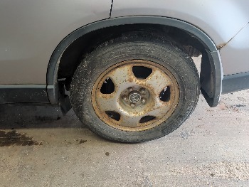 2007 honda cr-v lx-4wd-at with 271539 miles for sale near elk-river, minnesota 106427_13_rear_drv_wheel.jpg