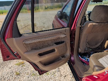 2004 honda cr-v ex-4wd-at with 137005 miles for sale near elk-river, minnesota 106428_25_drv_rear_door_panel.jpg