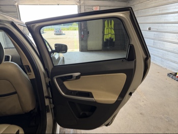 2011 volvo xc60 t6-awd with 136665 miles for sale near elk-river, minnesota 106432_30_pass_rear_door_panel.jpg