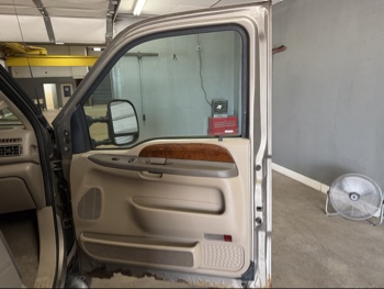 2002 ford f-250-sd with 205001 miles for sale near elk-river, minnesota 106433_32_passenger_door_panel.jpg