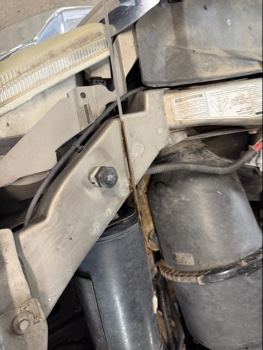 2002 ford f-250-sd with 205001 miles for sale near elk-river, minnesota 106433_48_windshield_vin_plate.jpg