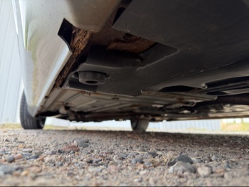 2006 dodge charger base with 164904 miles for sale near elk-river, minnesota 106434_18_undercar_rear_drv.jpg