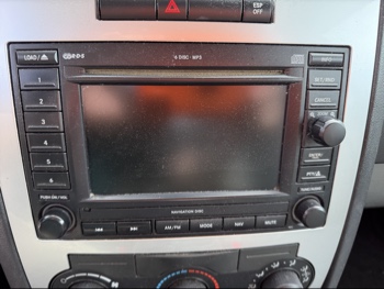 2006 dodge charger base with 164904 miles for sale near elk-river, minnesota 106434_39_radio_closeup.jpg