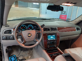 2007 chevrolet suburban ls-1500-4wd with 182367 miles for sale near elk-river, minnesota 106439_34_whole_dash.jpg