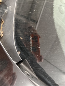 2009 nissan murano s-awd with 178430 miles for sale near elk-river, minnesota 106440_48_windshield_vin_plate.jpg