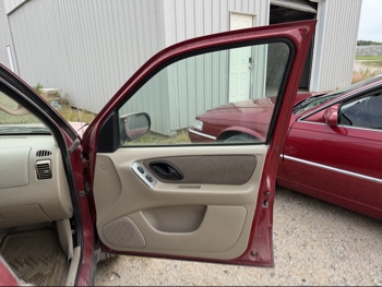 2004 ford escape xlt-2wd with 178342 miles for sale near elk-river, minnesota 106441_32_passenger_door_panel.jpg