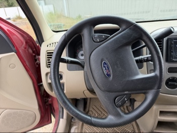 2004 ford escape xlt-2wd with 178342 miles for sale near elk-river, minnesota 106441_36_steering_wheel.jpg