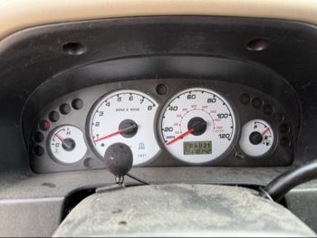 2004 ford escape xlt-2wd with 178342 miles for sale near elk-river, minnesota 106441_43_gauge_cluster.jpg