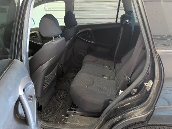 2006 toyota rav4 sport-v6-4wd with 294419 miles for sale near elk-river, minnesota 106443_24_drv_rear_seat.jpg